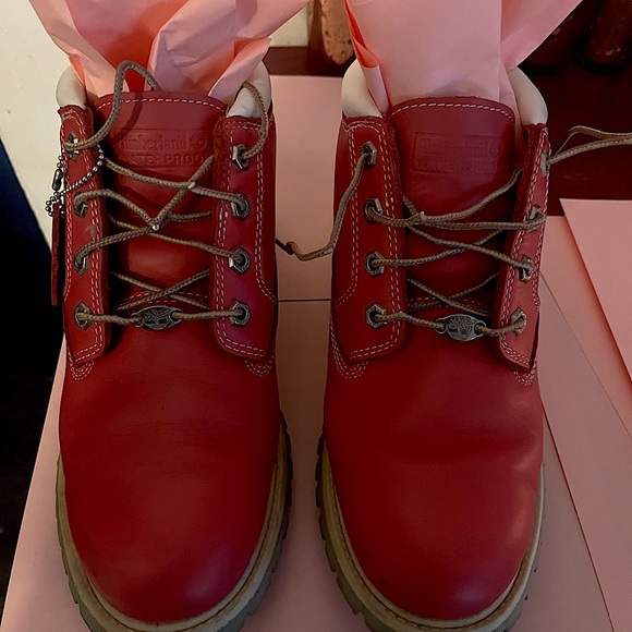 Timberland Shoes - Womens cranberry original timberland boots